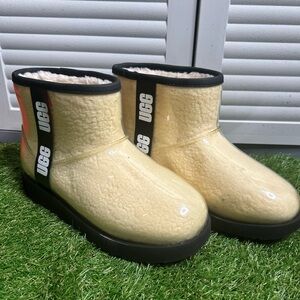 UGG Black and Cream Cozy Boots